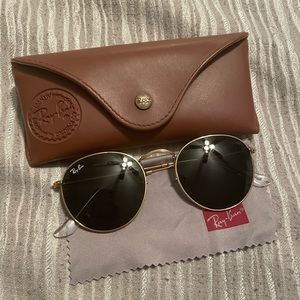 Ray Ban Round Metal Sunglasses